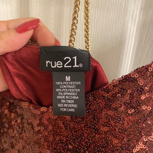 Sequin glam party top - Picture 3 of 4